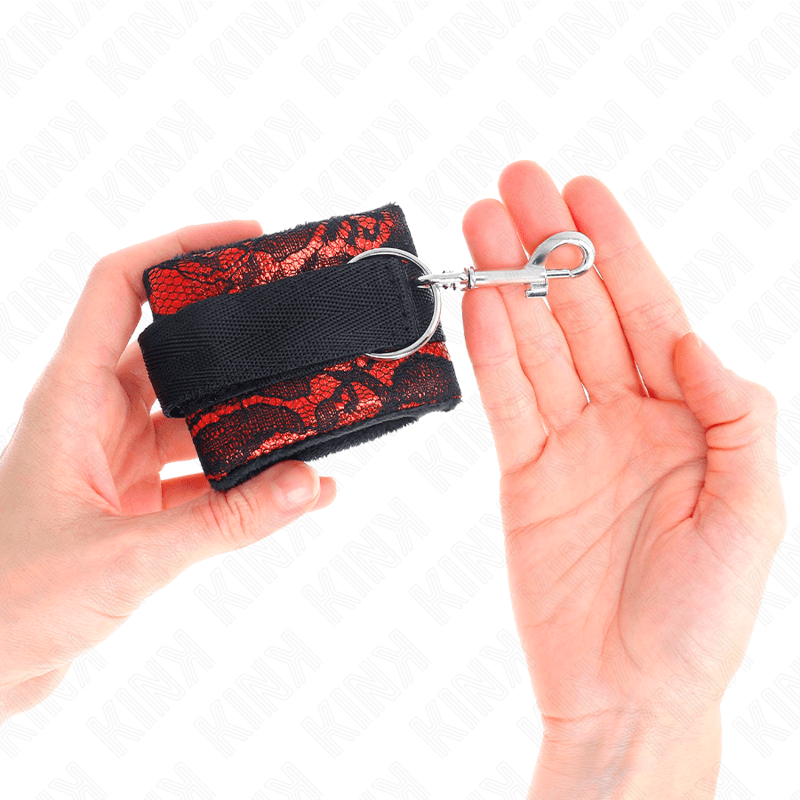 KINK - POLSO CORTO IN PIZZO DI VELLUTO E FASCIA IN NYLON ROSSO / NERO 23 X 6,5 CM 4