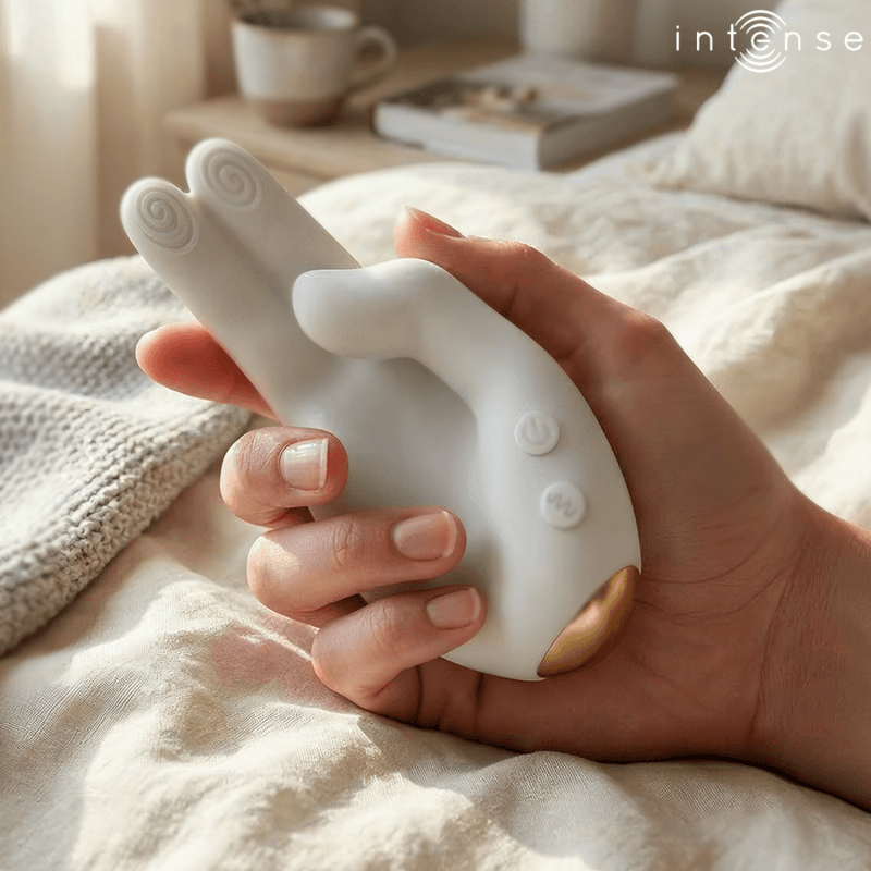 INTENSE - JIMMY HAND-SHAPED MULTIFUNCTION STIMULATOR WITH VIBRATION AND HEAT 2