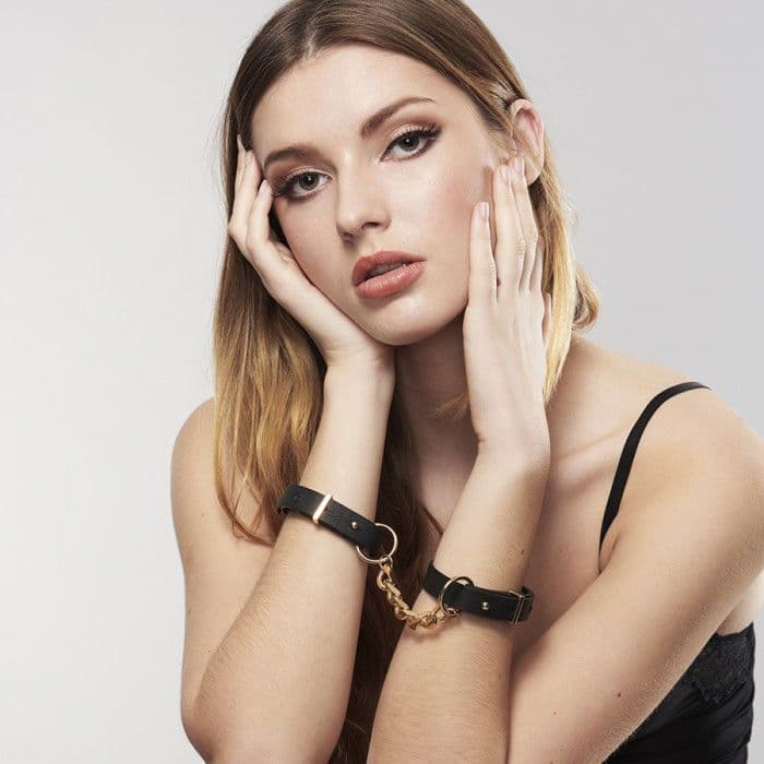 BIJOUX - INDISCRETS MAZE HANDSCHELLEN SCHWARZE ARMBNDER 3