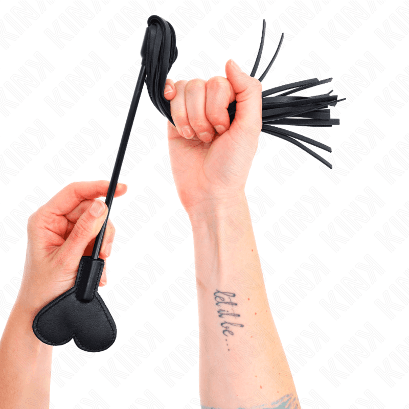 KINK - BIČ S PRIVJESKOM U OBLIKU SRCA, 35 CM